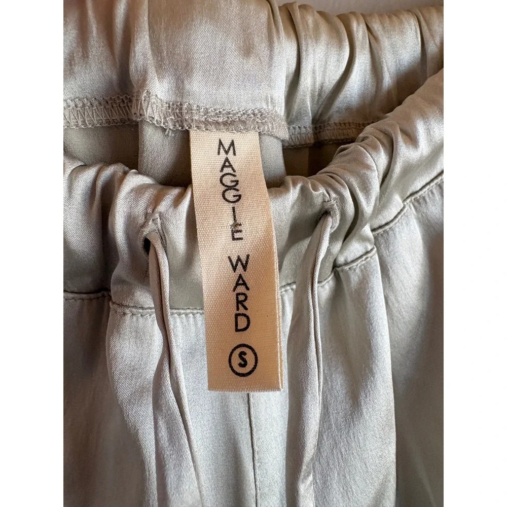 Maggie Ward 100% Washable Silk Jogger Lounge Capri Pants Champagne Silver Small